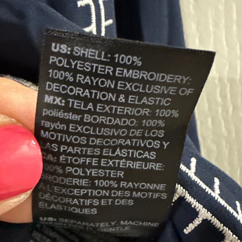 White House Black Market Navy Blue Contrast Stitch Smocked Top  Sz 12 NWT - Picture 5 of 7